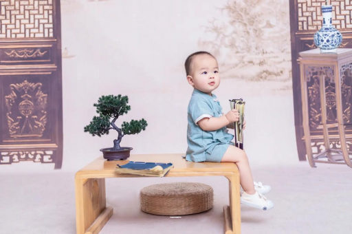 府谷怀孕多久小腹会隆起